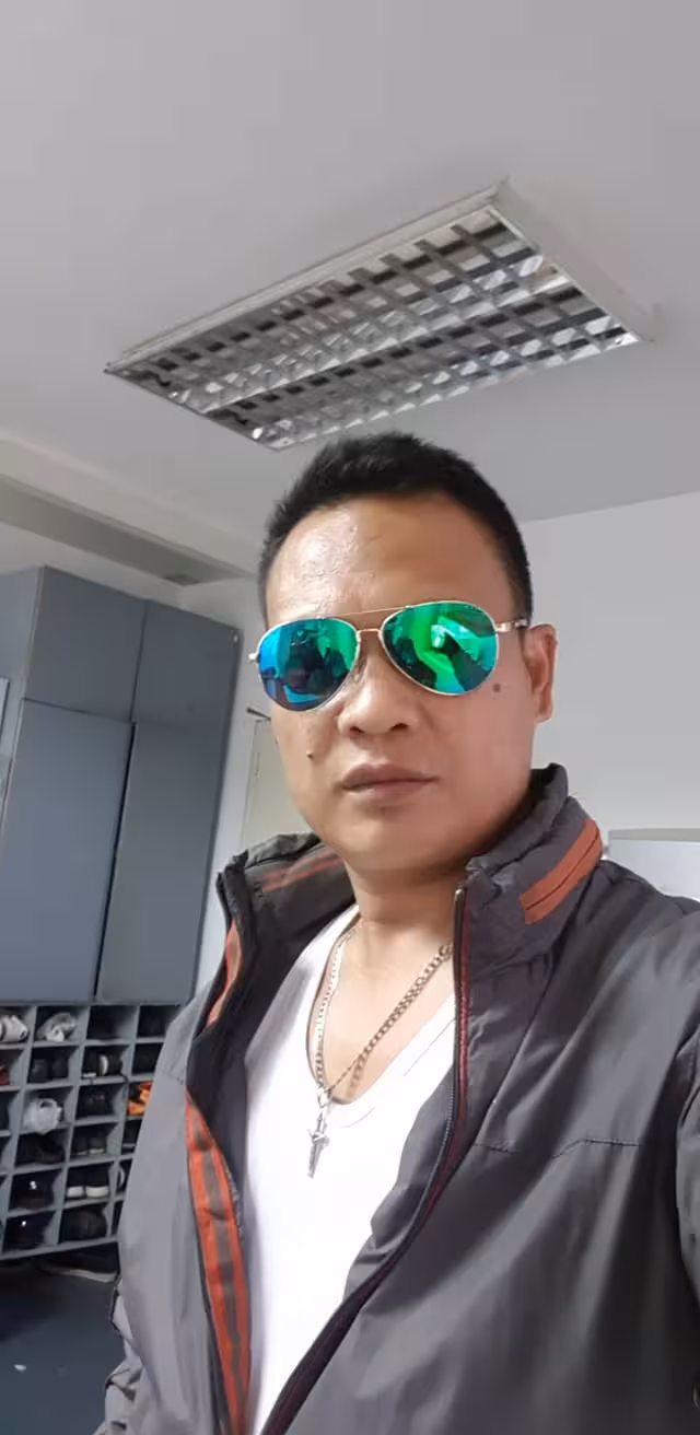 nigHtnft3576